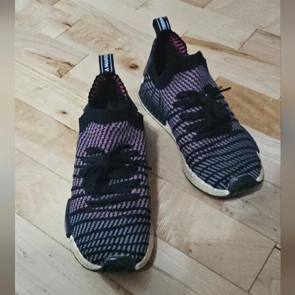 adidas gazelle silver green womens Adidas NMD CS2 Primeknit Boost Core Black Wonder Pink
